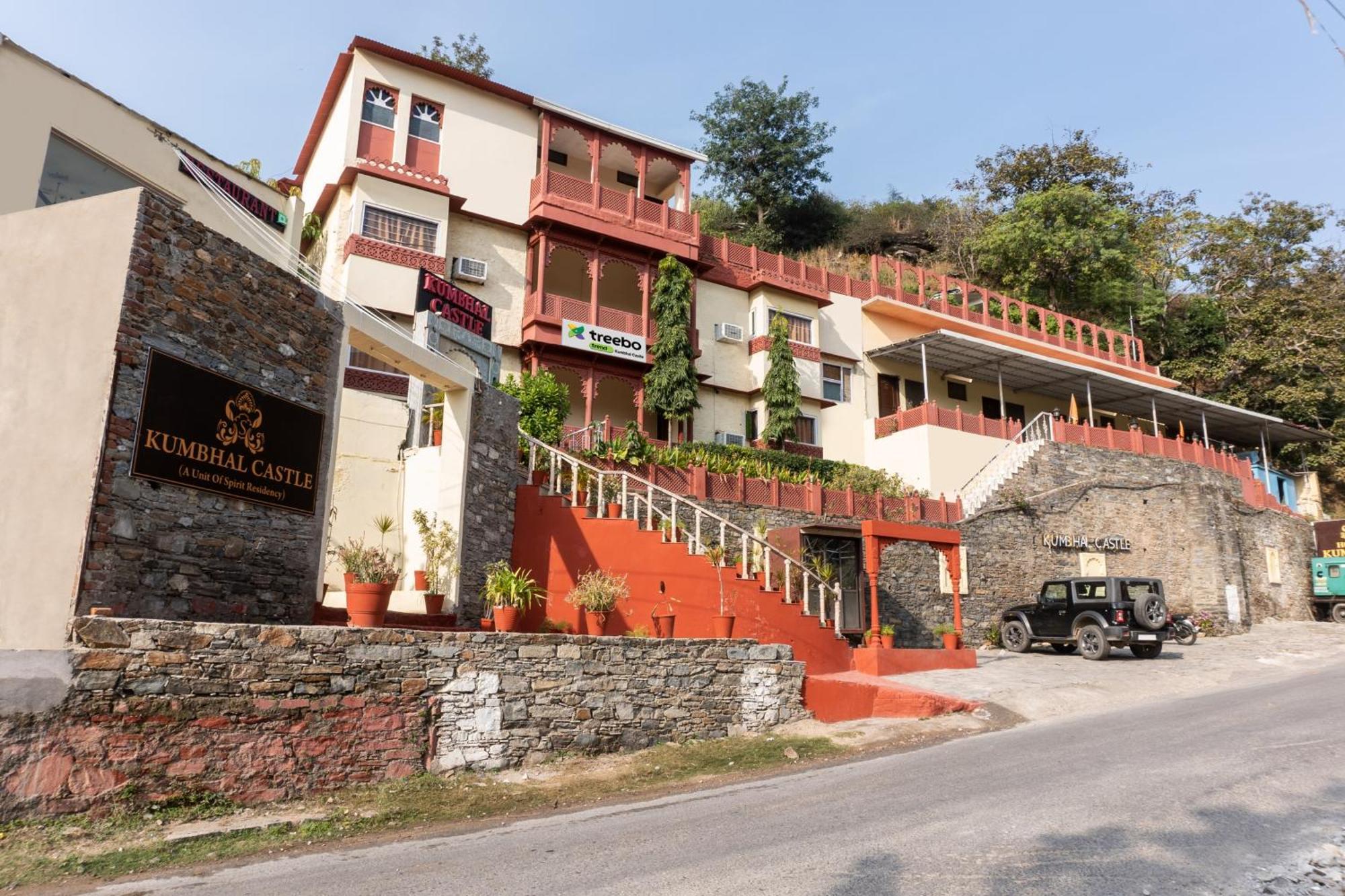 Treebo Kumbhal Castle, 2 Km From Kumbalgarh Fort Kumbhalgarh Exterior photo